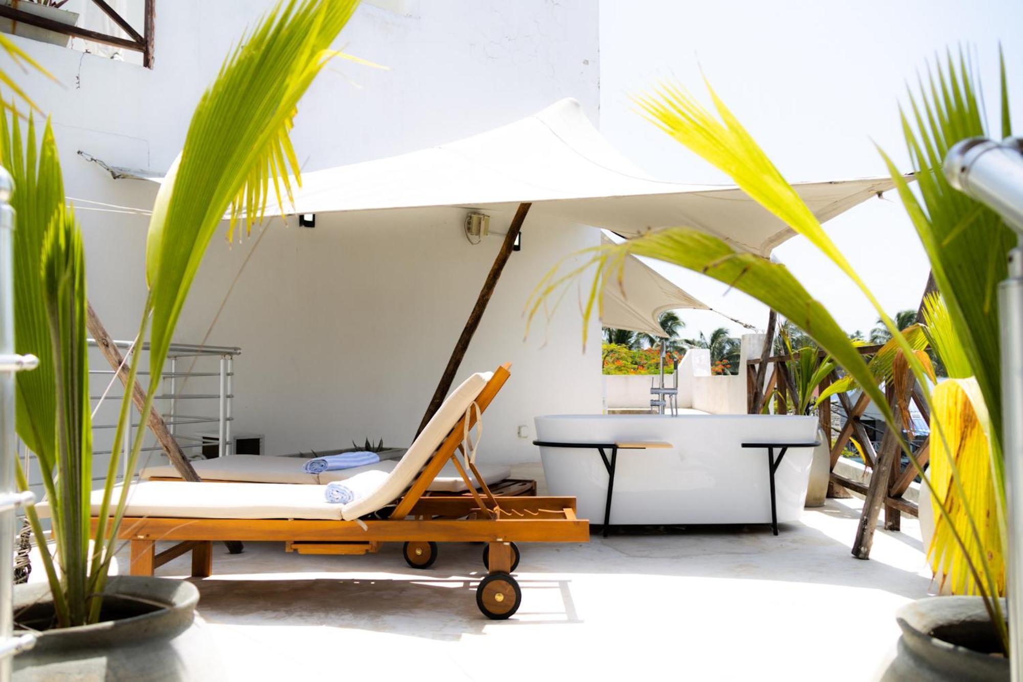 Hotell Pili Pili Tropical Island