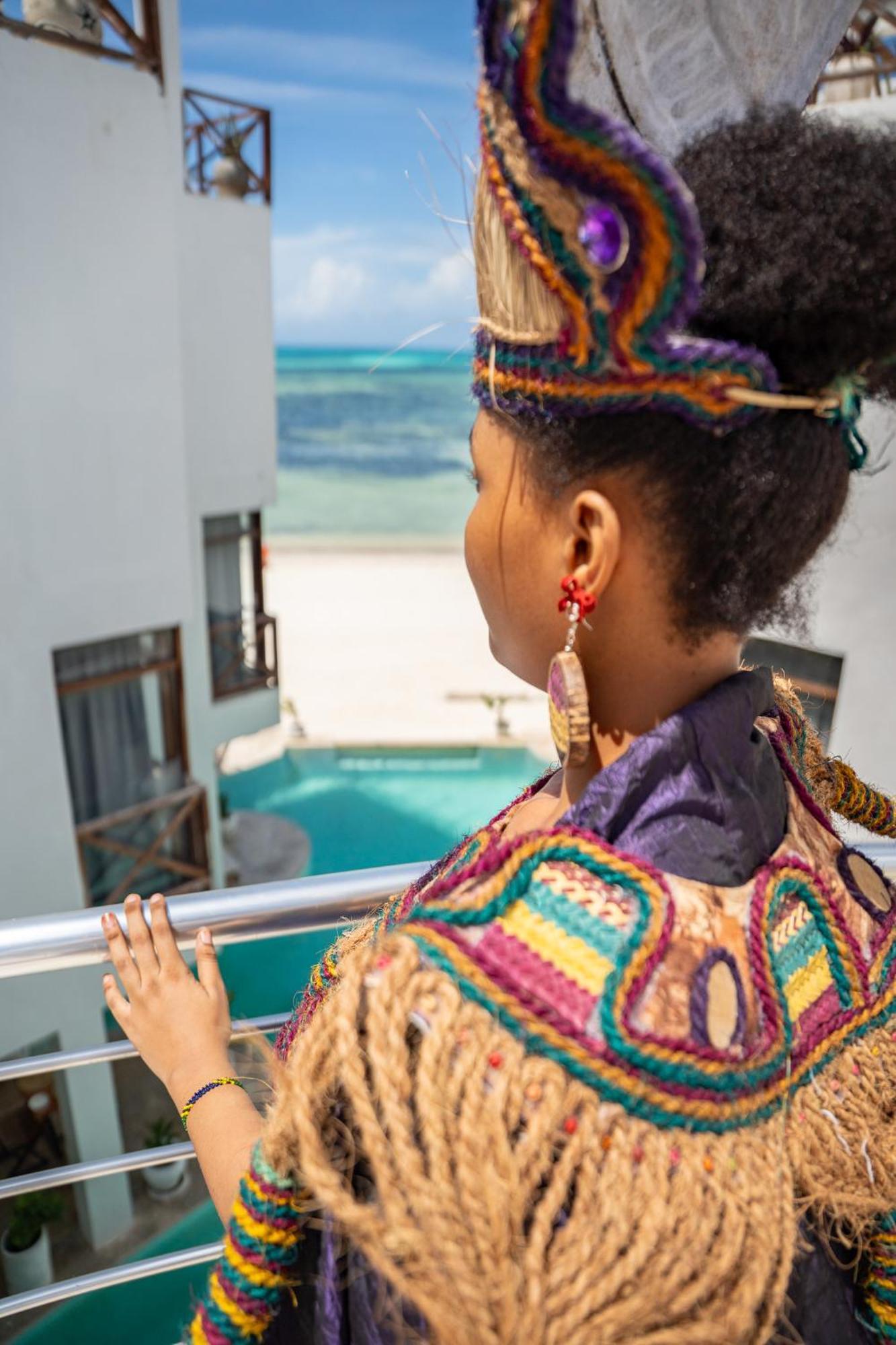Hotel Pili Pili Tropical Island 4*